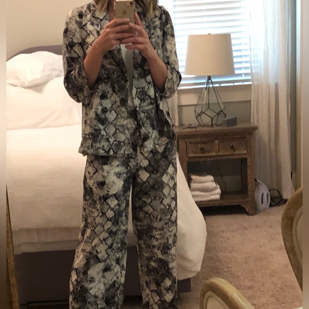 NWT Suit jacket, wide leg pants
